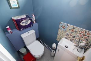 Downstairs W.C- click for photo gallery